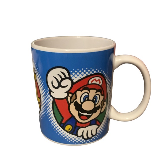 Super Mario Bros Official Mug 11 oz Coffee Mug Nintendo Hot Chocolate Brand New - Picture 1 of 4